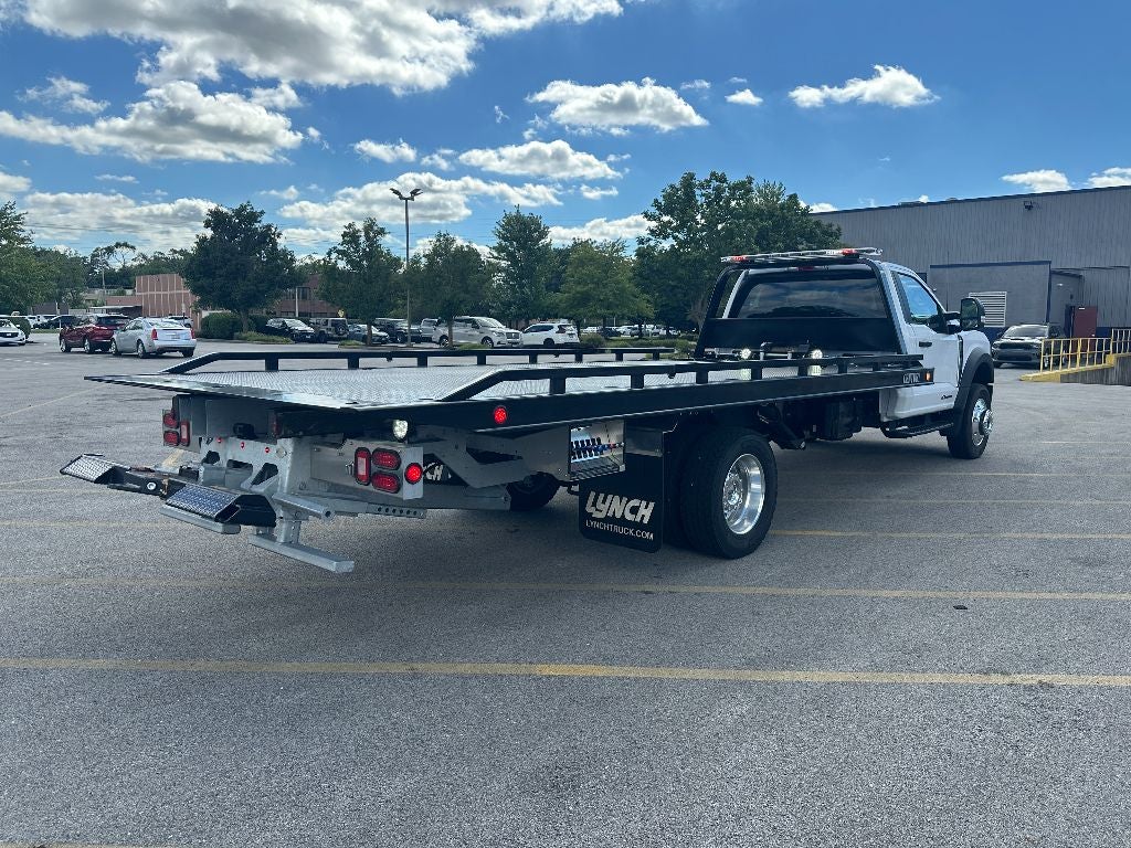 2024 Ford F-600 4X4 WITH A CENTURY 19.5' STEEL CARRIER