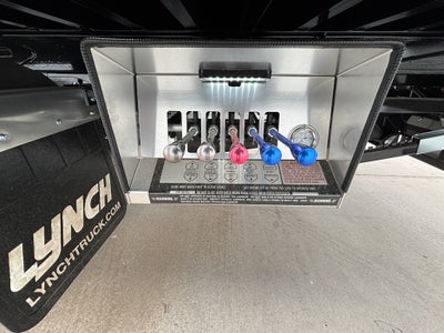 2025 Ford F-650 w/ Century 12S Carrier