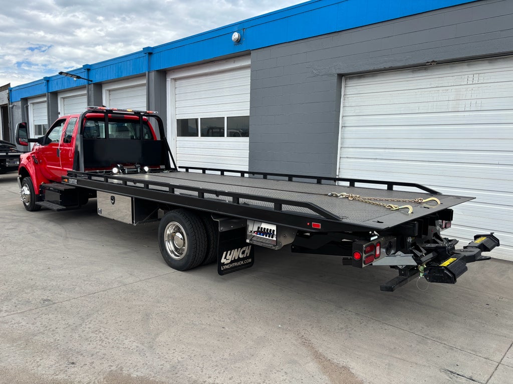 2025 Ford F-650 w/ Century 12S Carrier