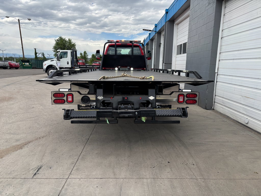 2025 Ford F-650 w/ Century 12S Carrier