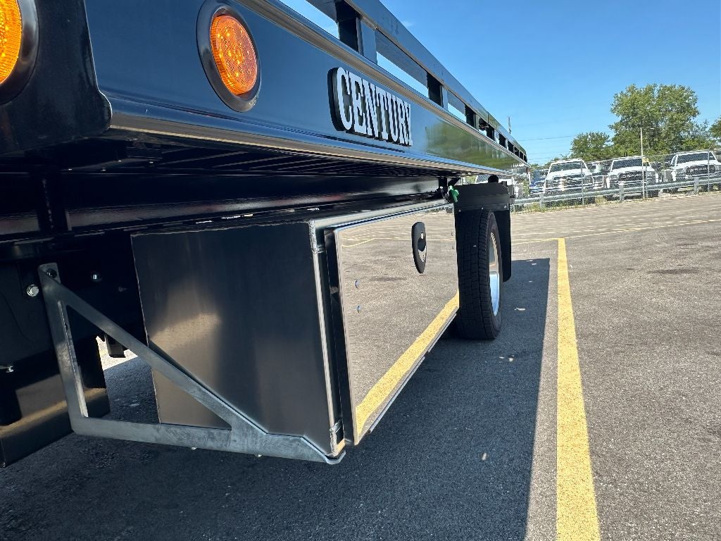 2023 Ford F-550 F Series Super Duty *CALIFORNIA COMPLIANT* CENTURY 19.5' ST