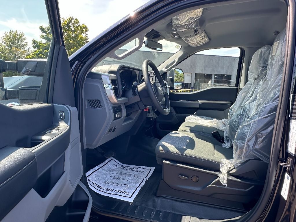 2023 Ford F-550 F Series Super Duty *CALIFORNIA COMPLIANT* CENTURY 19.5' ST