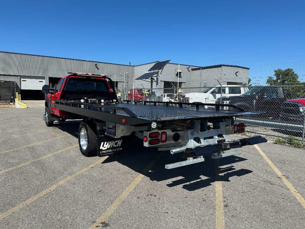 2024 Ford F-550 F Series Super Duty XLT WITH A 19.5' CENTURY STEEL