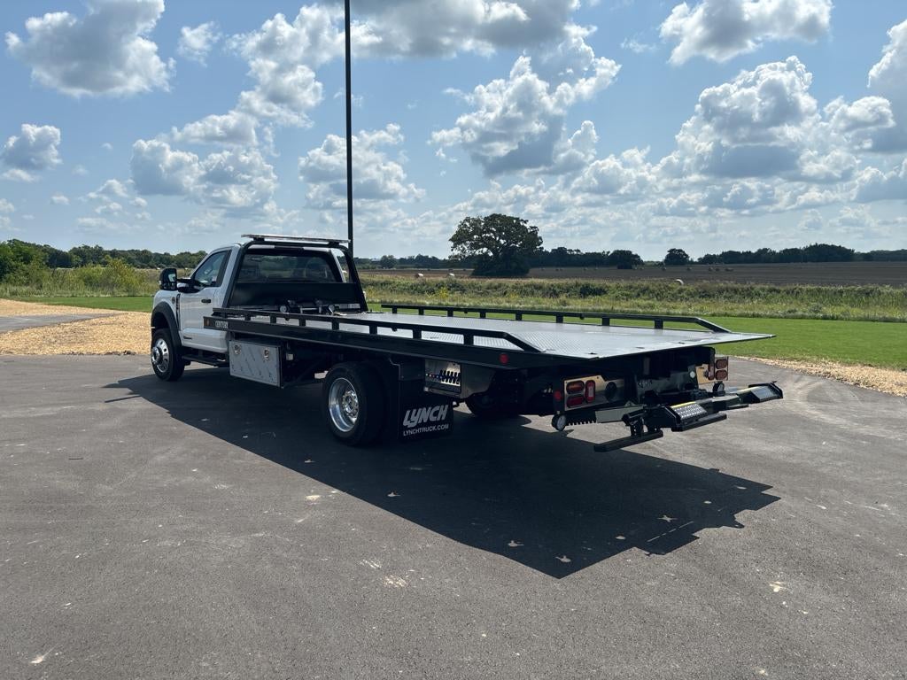 2024 Ford F-550 F Series Super Duty w/ Century 10S Carrier