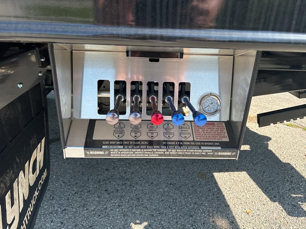 2024 Ford F-550 F Series Super Duty w/ Century 10S Carrier