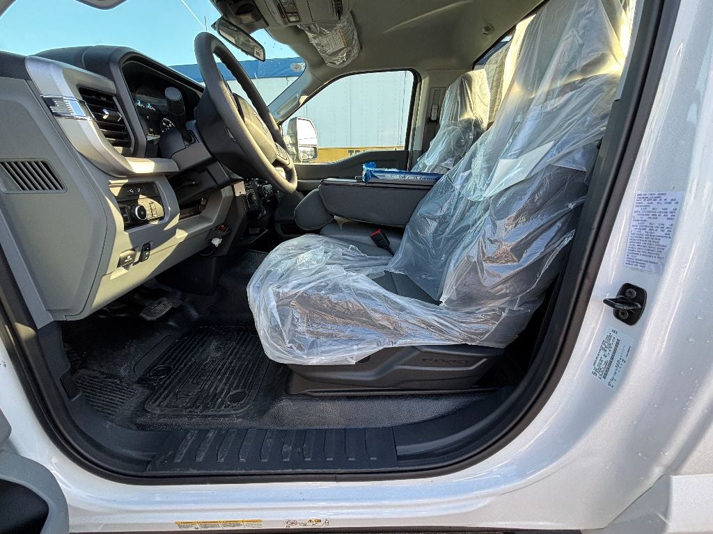 2024 Ford F-550 F Series Super Duty w/ Century 10S Carrier