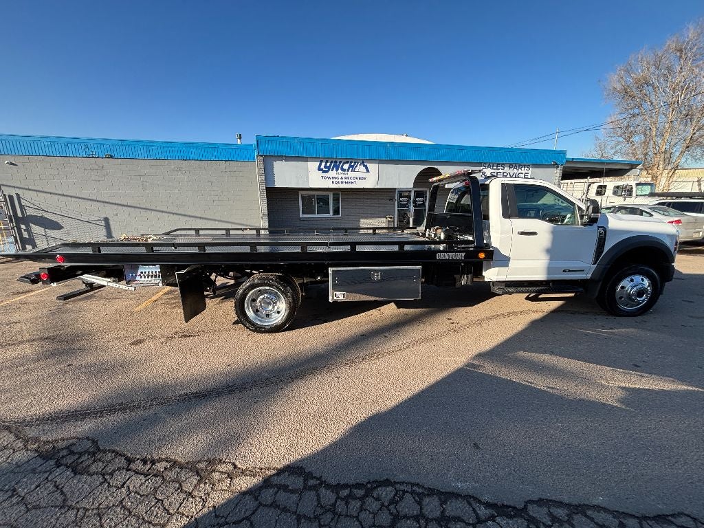 2024 Ford F-550 F Series Super Duty w/ Century 10S Carrier