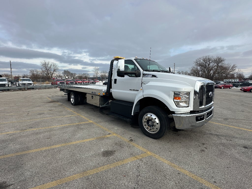 2024 Ford F-650 CALIFORNIA COMPLIANT CENTURY 21' ALUM