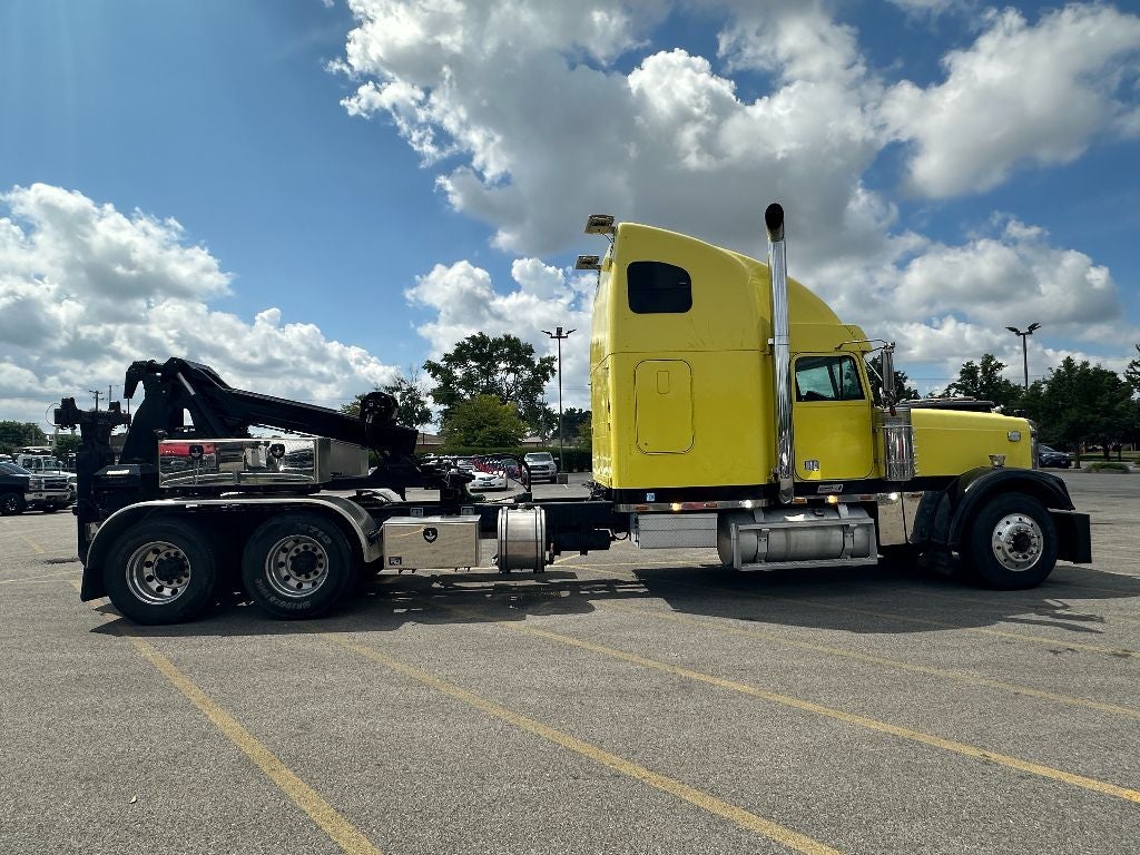 2000 Freightliner Classic XL HOLMES DTU