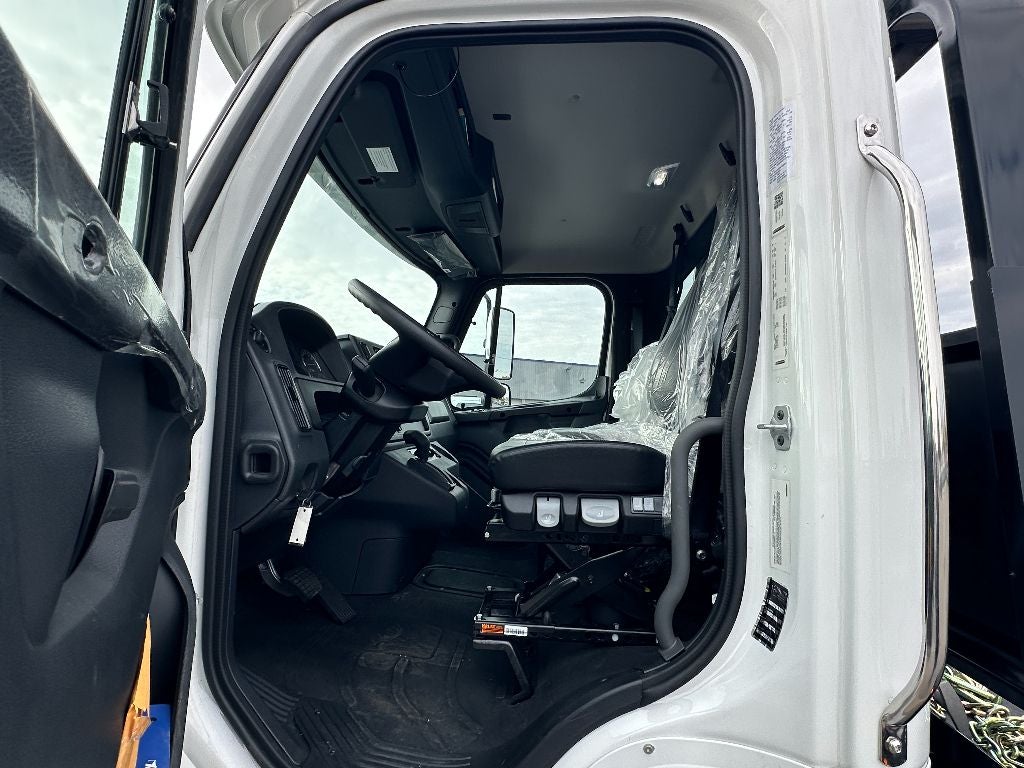 2025 Freightliner M2 106 Medium Duty WITH A CENTURY 21.5' STEEL CARRIER