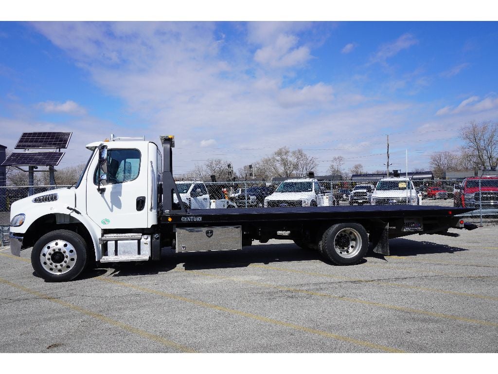 2022 Freightliner M2 106 Medium Duty WITH A CENTURY 21.5' STEEL CARRIER