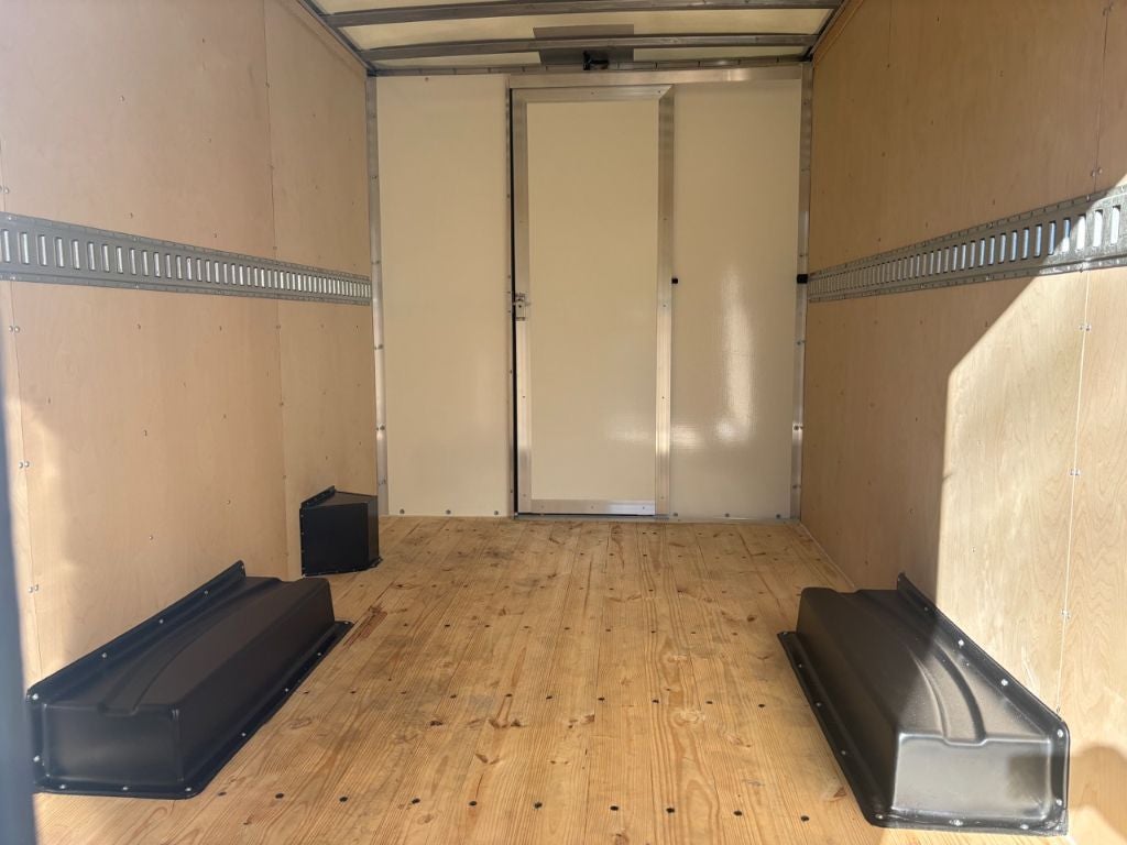 2025 Chevrolet Express 3500 12' Bay Bridge Van Body