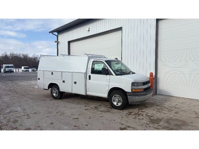 2025 Chevrolet Express 3500 11' Monroe CSV Body