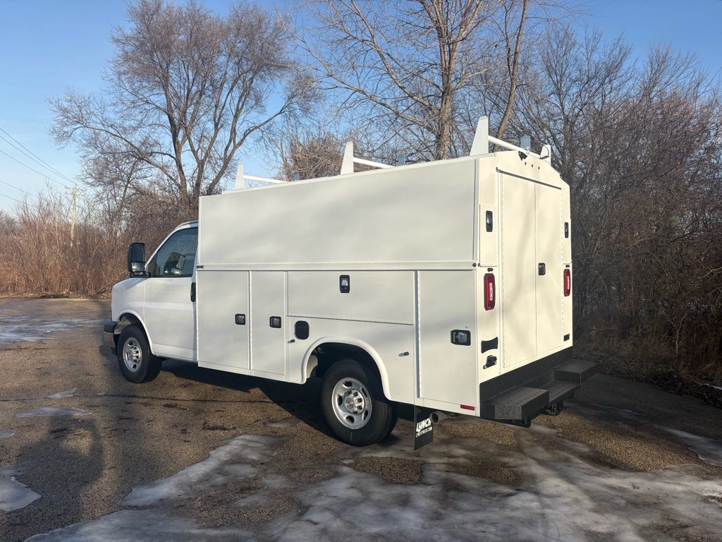 2025 Chevrolet Express 3500 11' Knapheide KUV Body