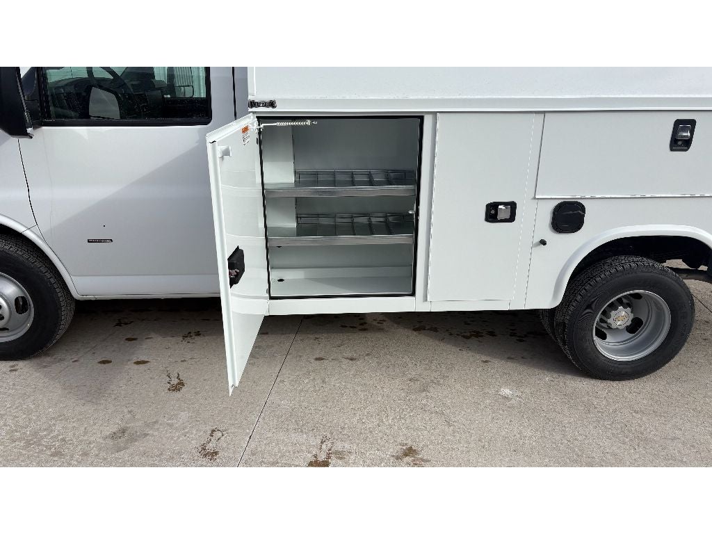 2025 Chevrolet Express 3500 12' Knapheide KUV Body
