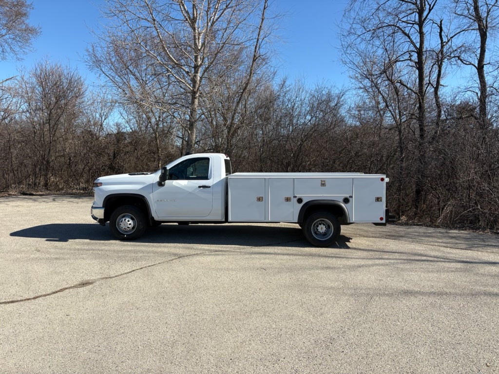 2026 Chevrolet Silverado 3500 11' Monroe Service Body