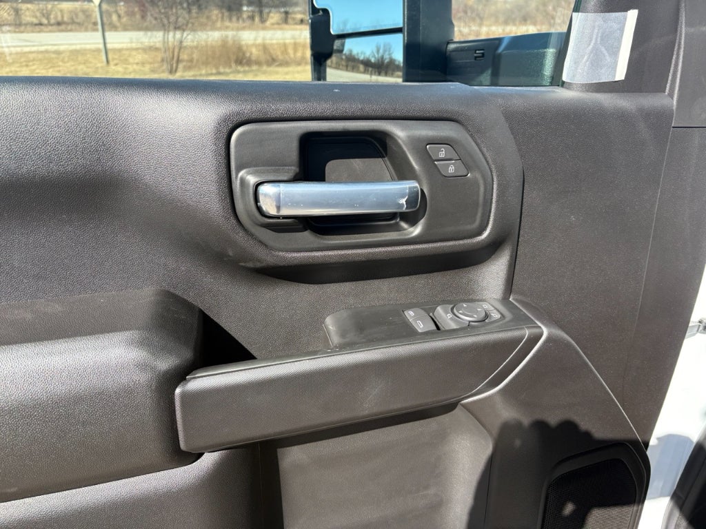 2026 Chevrolet Silverado 3500 11' Monroe Dump Body