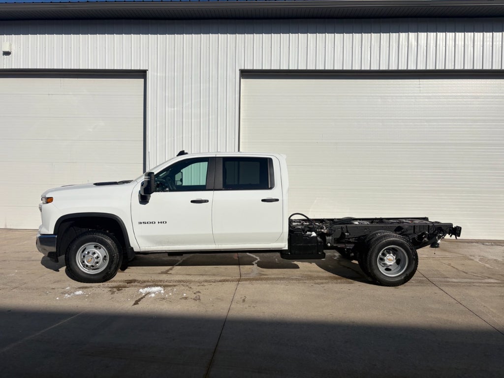 2026 Chevrolet Silverado 3500 Work Truck