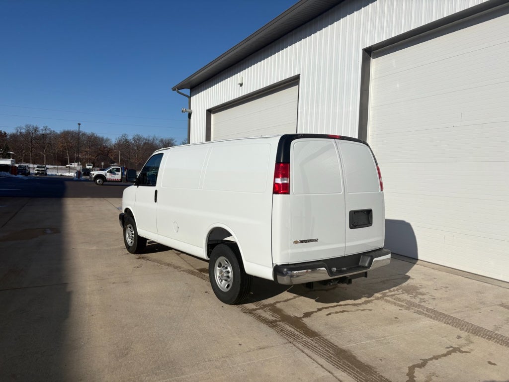 2025 Chevrolet Express 2500 Cargo Van