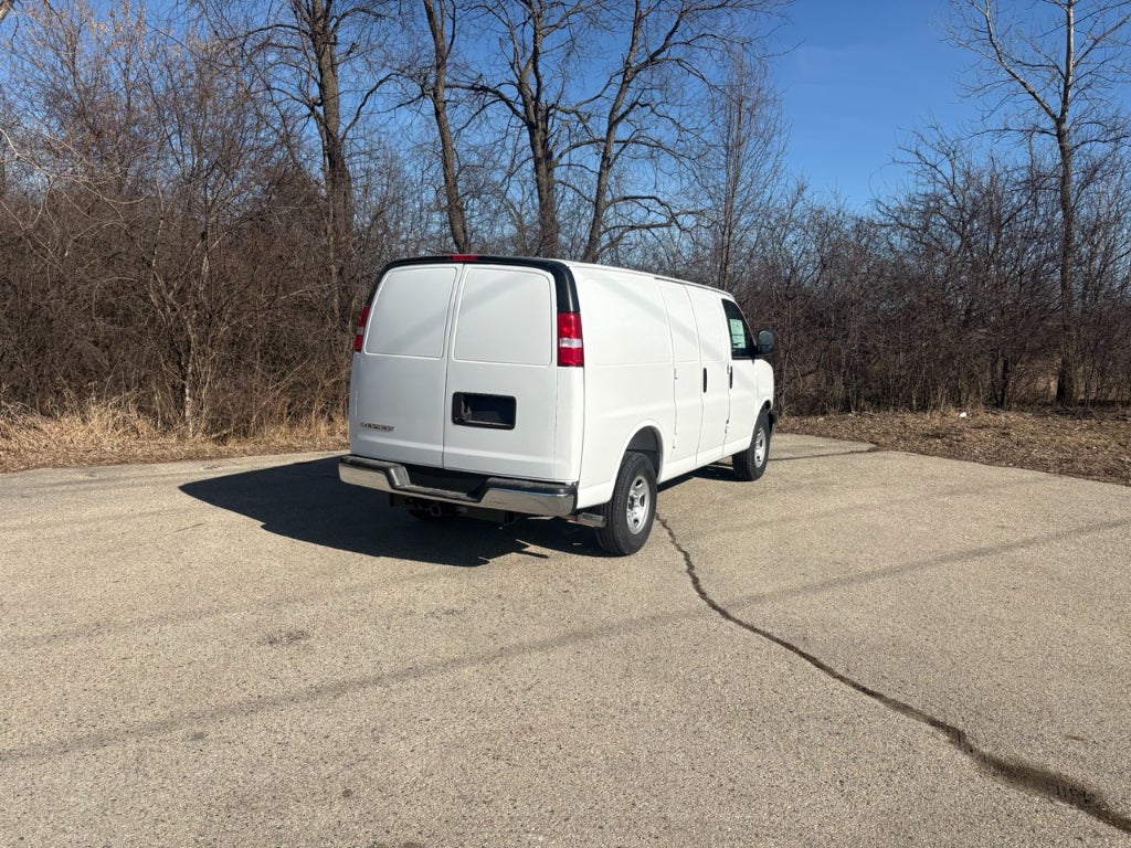 2026 Chevrolet Express 2500 Cargo Van