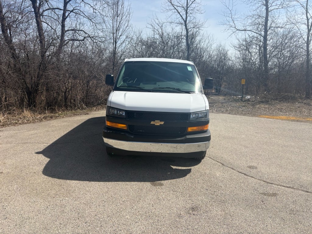 2026 Chevrolet Express 3500 Cargo Van