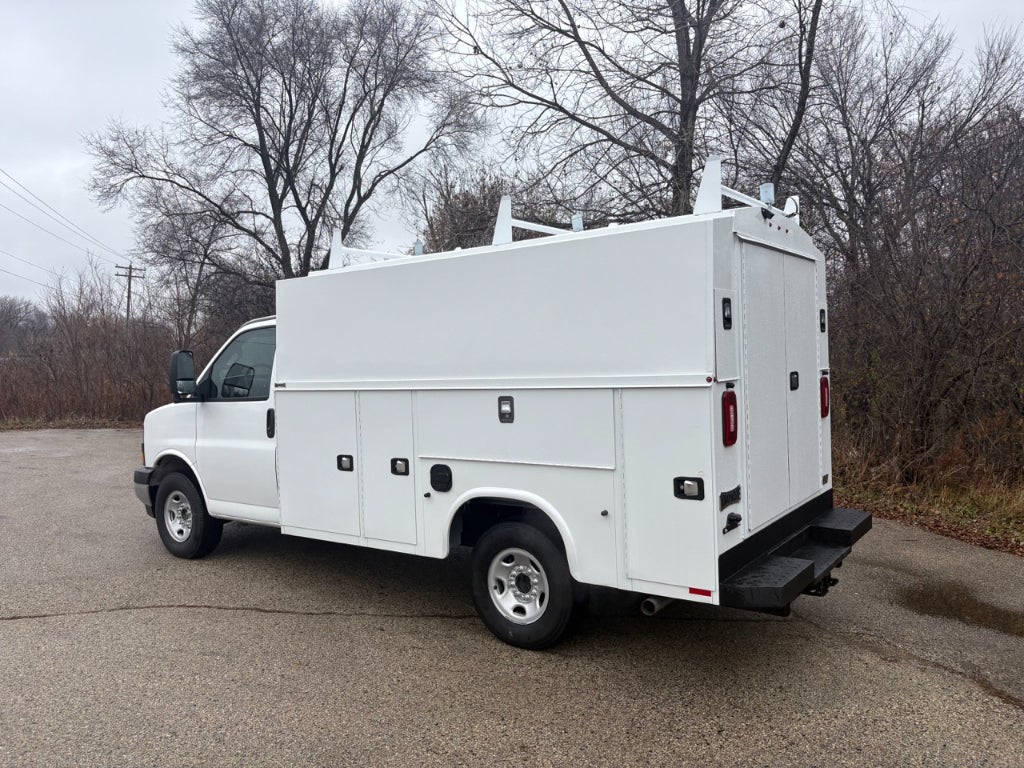 2025 GMC Savana 3500 11' Knapheide KUV Body