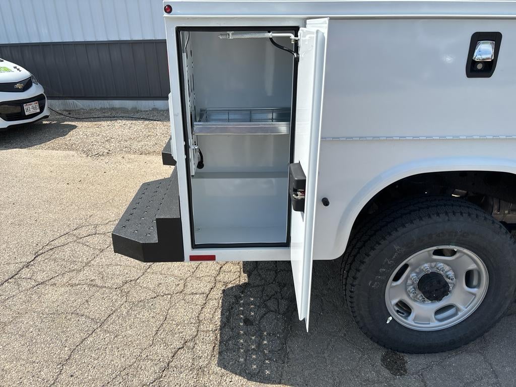 2024 GMC Sierra 2500 8' Knapheide Service Body