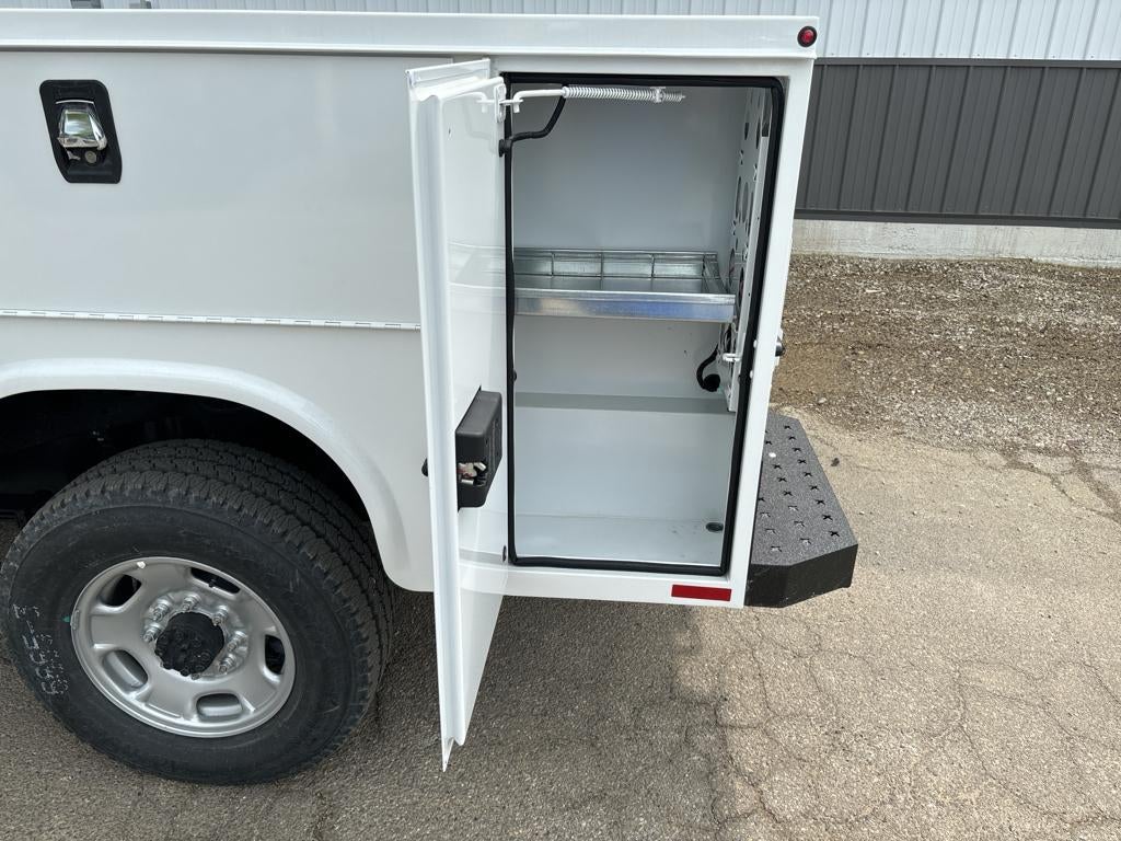 2024 GMC Sierra 2500 8' Knapheide Service Body