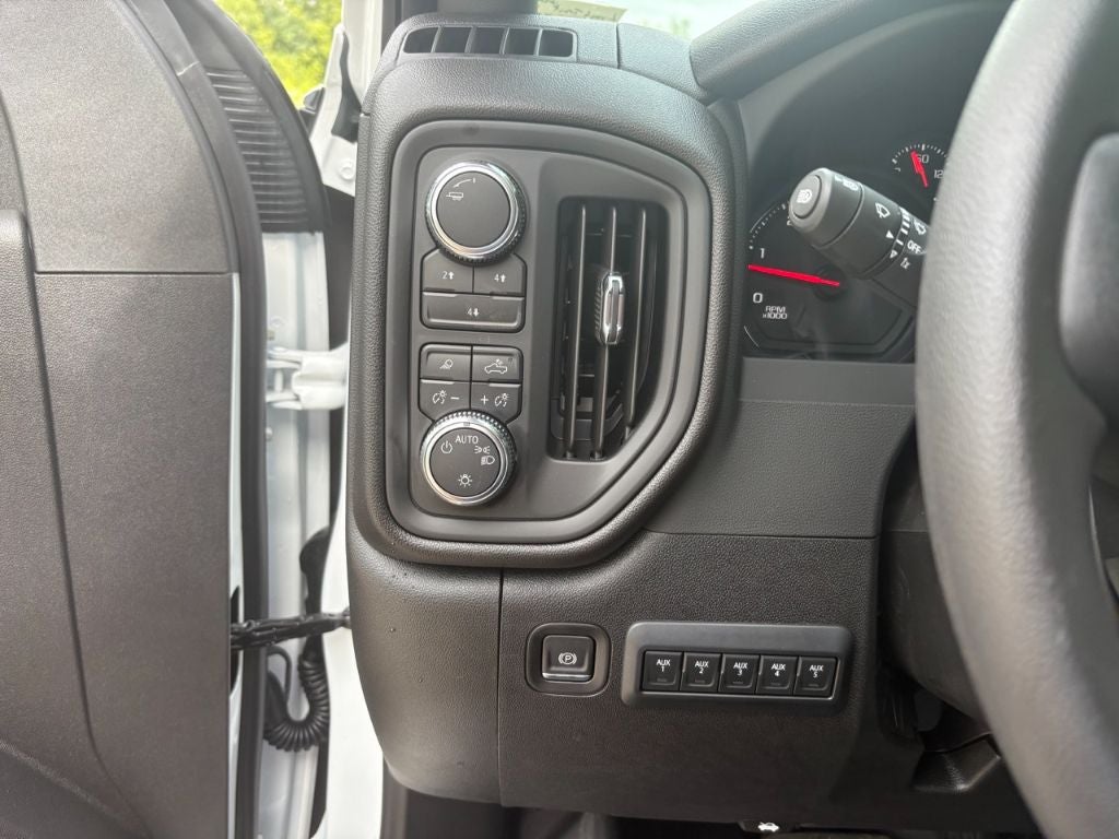 2025 GMC Sierra 3500 11' Monroe Dump Body