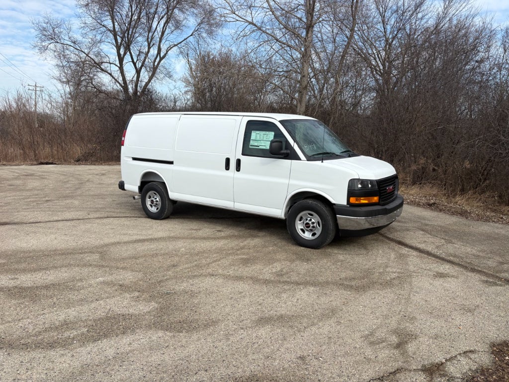 2026 GMC Savana 3500 Base