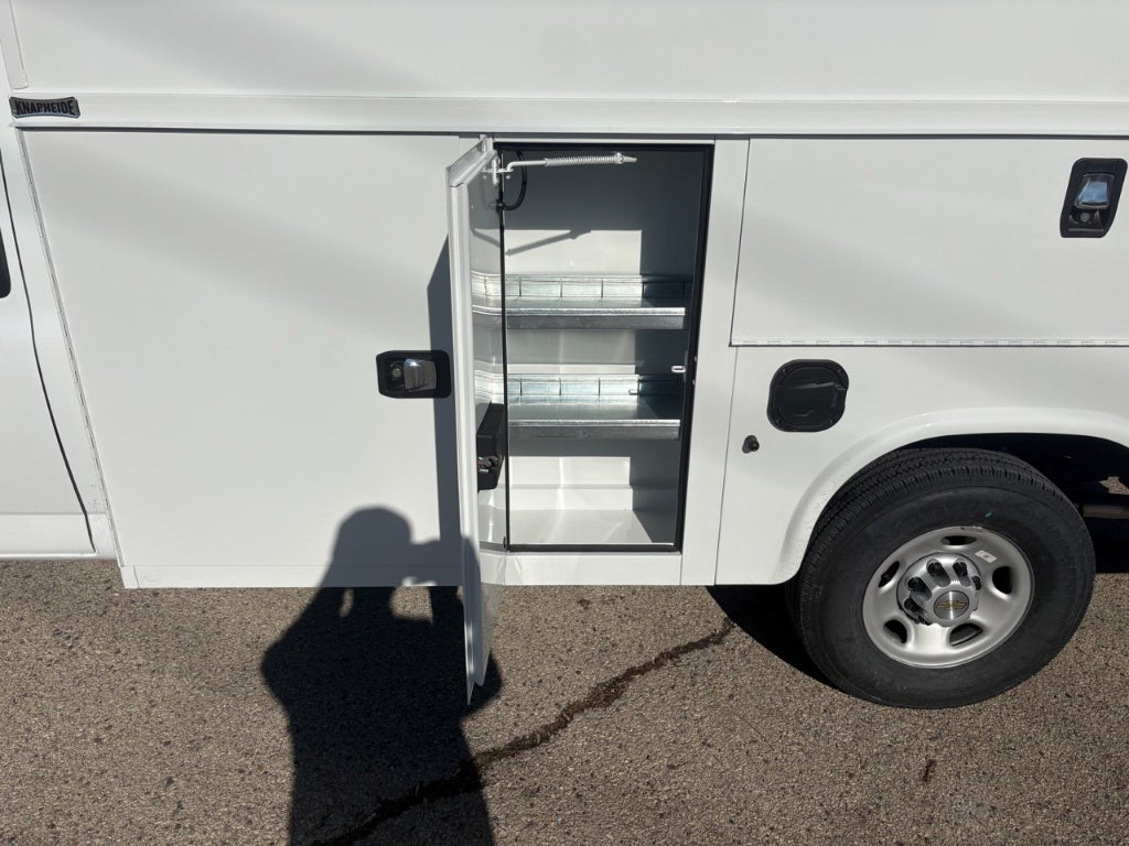 2026 Chevrolet Express 3500 11' Knapheide KUV Body
