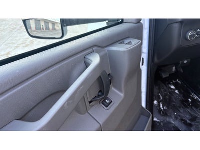 2025 Chevrolet Express 3500 17' Bay Bridge Van Body