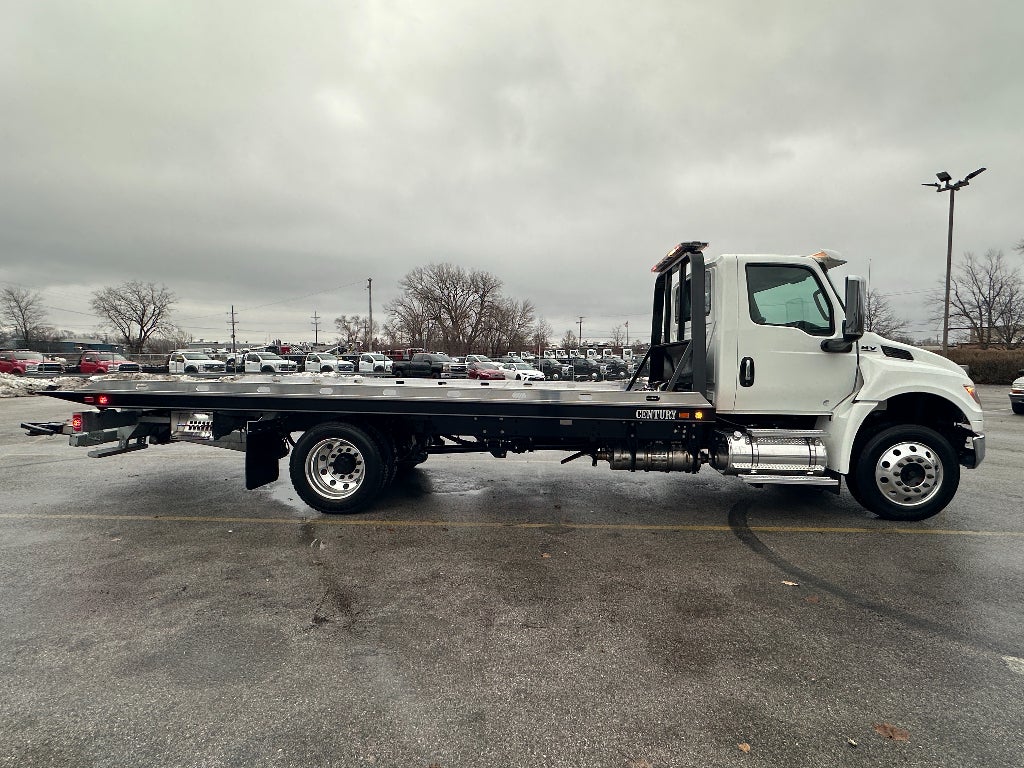 2025 International MV607 WITH A CENTURY 21.5' STEEL / AUTOGRIP