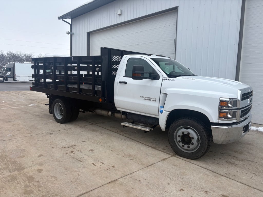 2024 Chevrolet Silverado 4500HD GM515 12' Monroe Stakebed Body