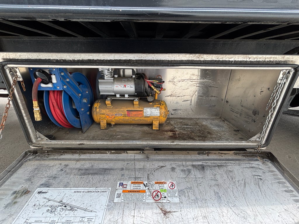 2022 Chevrolet Silverado 6500HD GM515 w/ Century 10S Carrier