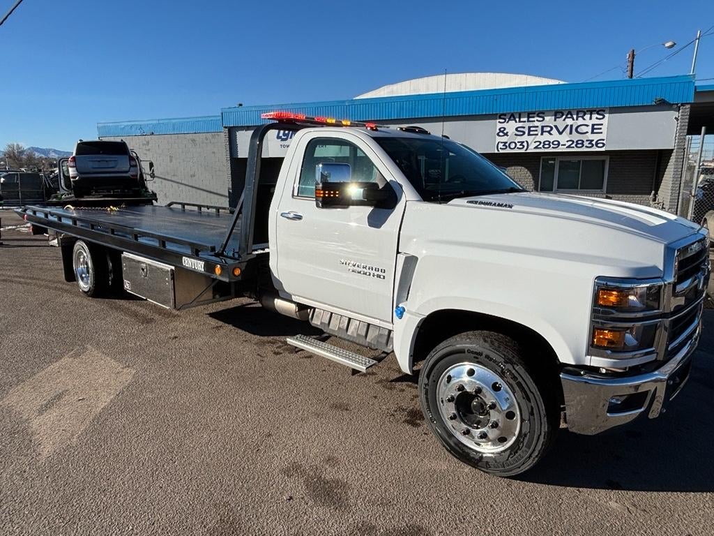 2023 Chevrolet Silverado 6500HD GM515 w/ Century 10S Carrier