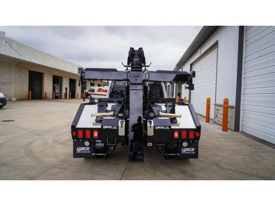 2023 Chevrolet Silverado 6500HD GM515 w/ Century 2465 12-ton wrecker