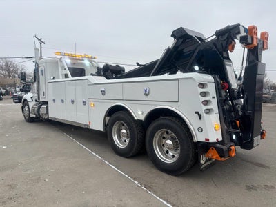 2024 Peterbilt 579 w/ Century 7035 Wrecker