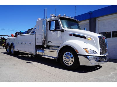 2024 Peterbilt 579 w/ Century 5130 Wrecker