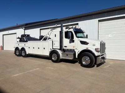 2021 Peterbilt 567 w/ Century 9055XL Wrecker