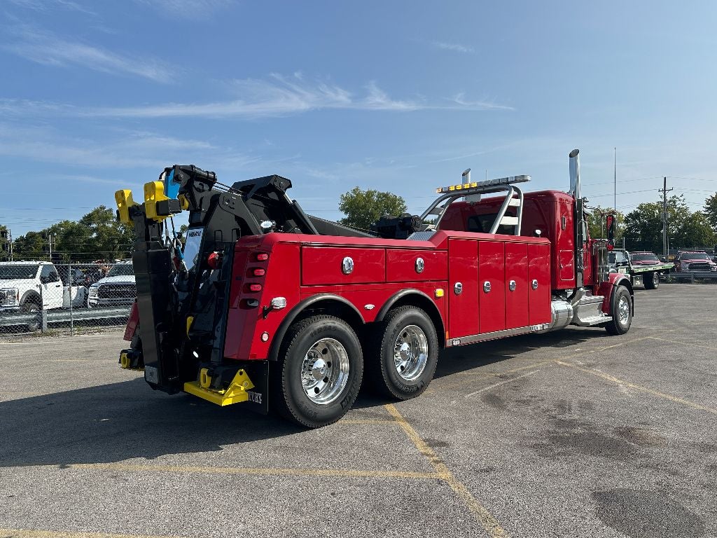 2025 Peterbilt 589 589 WITH A CENTURY 5130