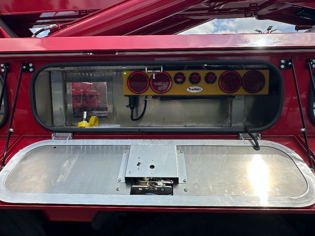 2025 Peterbilt 589 589 WITH A CENTURY 1150