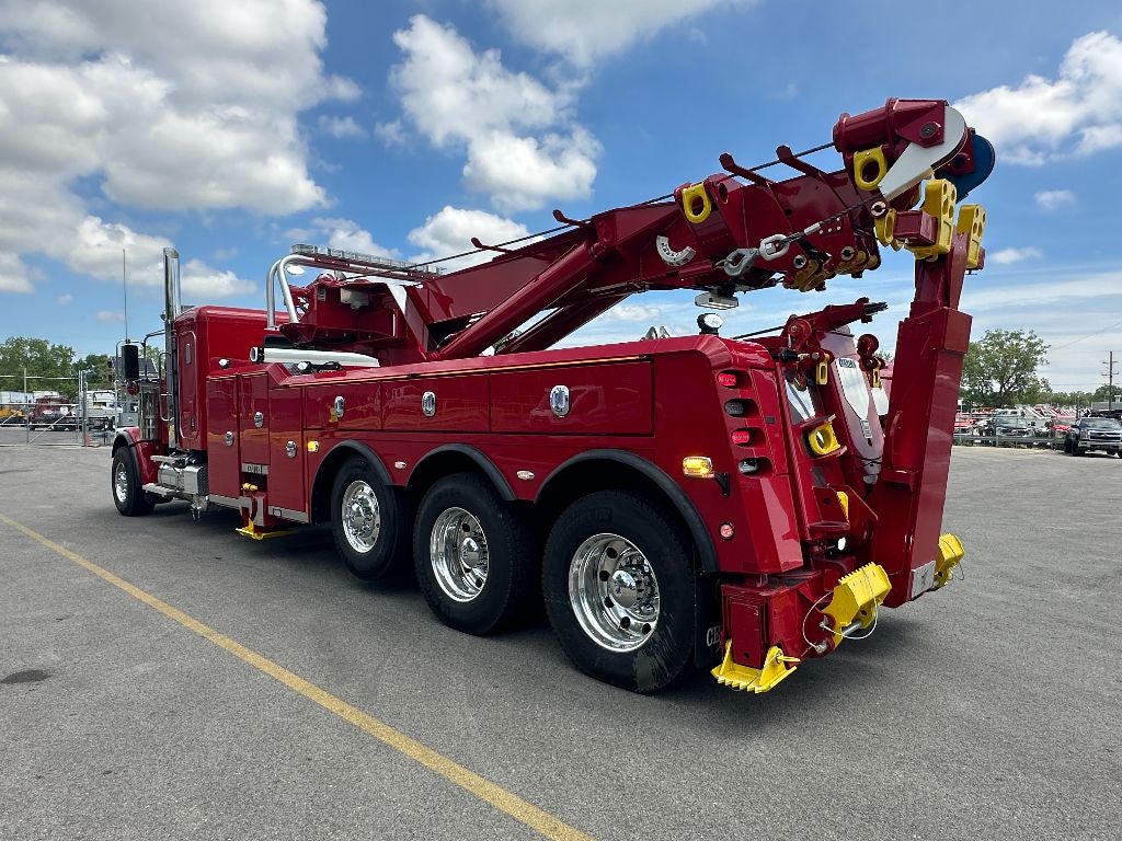 2025 Peterbilt 589 589 WITH A CENTURY 1150