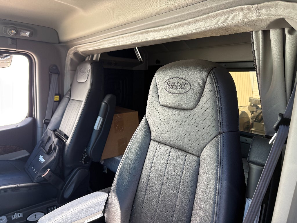 2025 Peterbilt 589S w/ Century 9055XL Allison Automatic