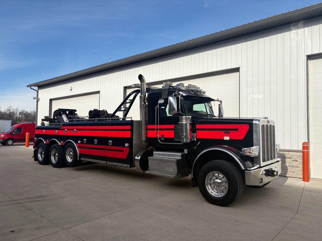 2013 Peterbilt CONVENTIONAL 388