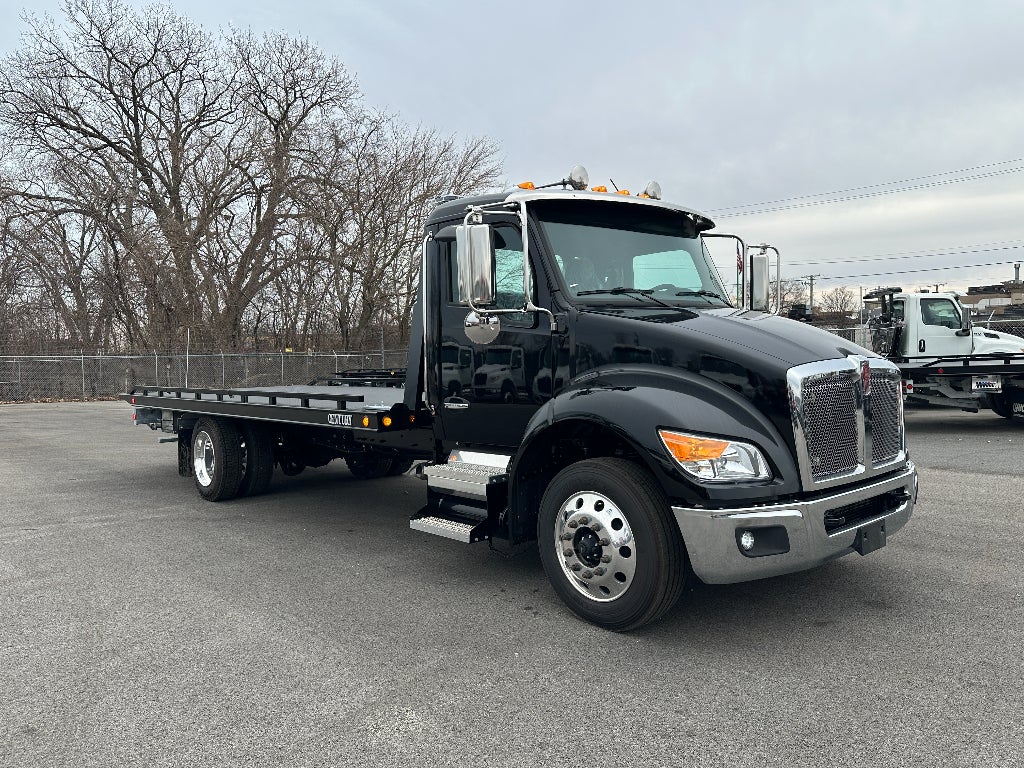 2025 Kenworth T280 WITH A CENTURY 21.5' STEEL CARRIER