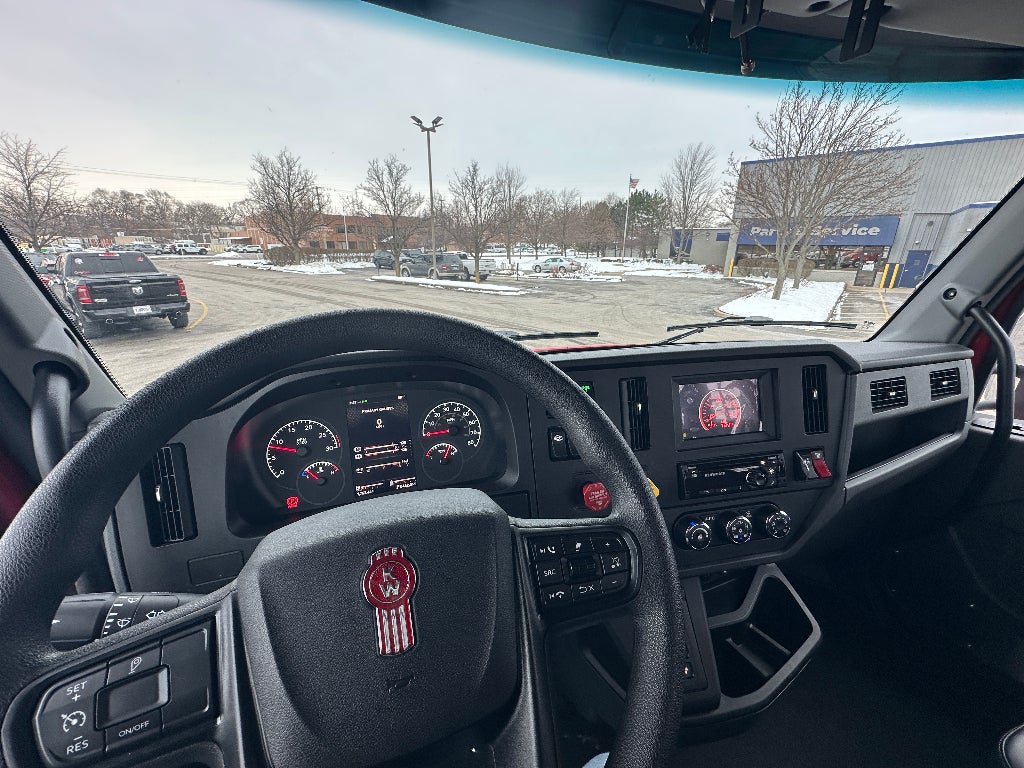 2024 Kenworth T480 CALIFORNIA COMPLIANT CENTURY 29' WD IND