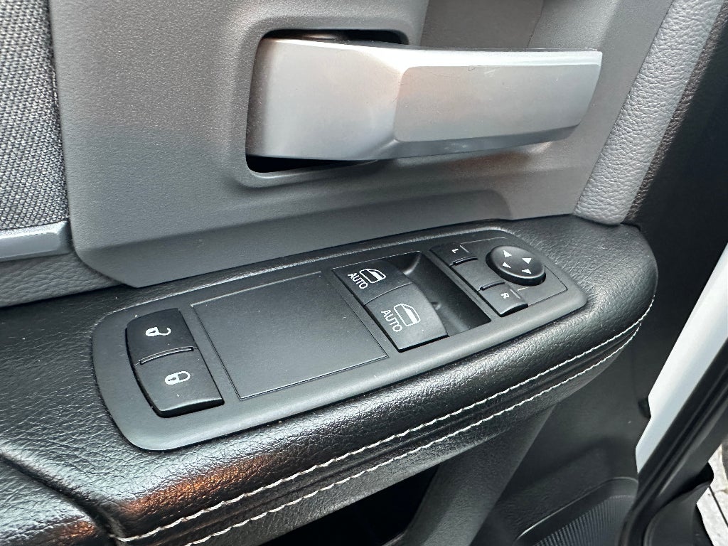 2022 RAM 5500 Chassis WITH A CENTURY 19.5' ALUMINUM CARRIER