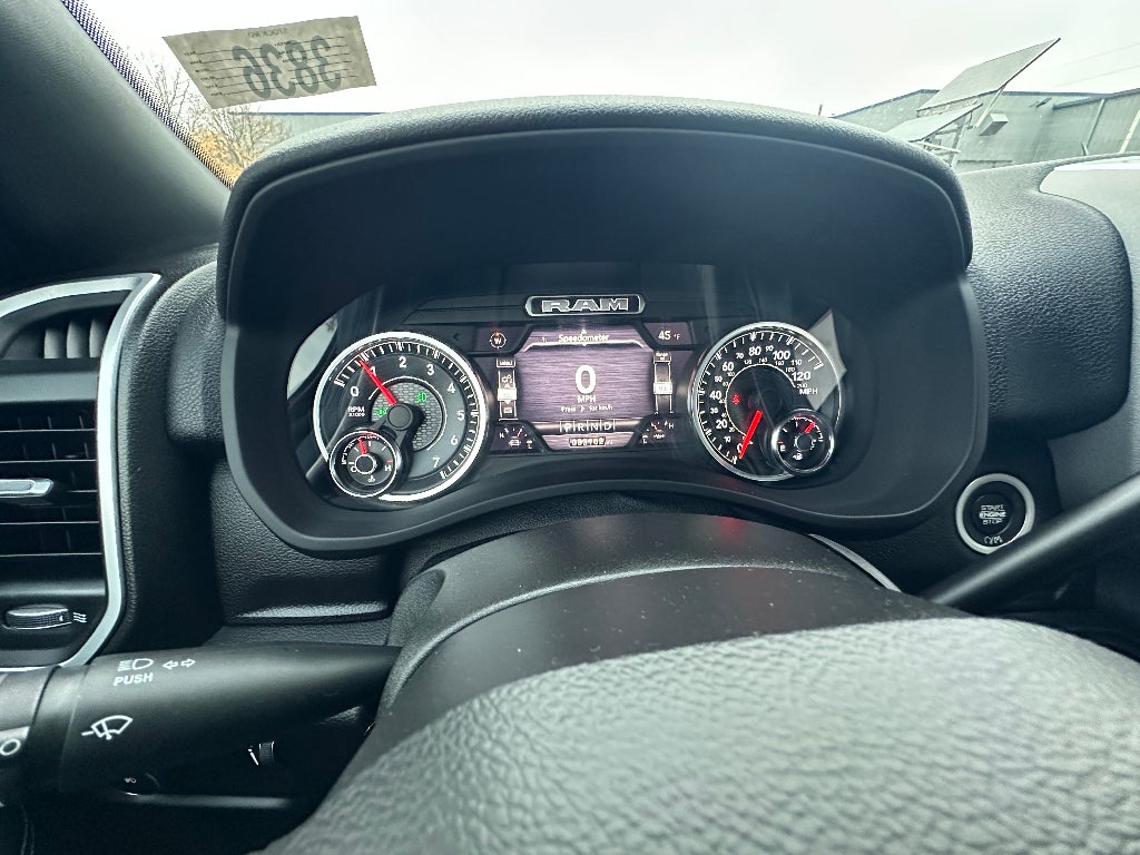 2022 RAM 5500 Chassis WITH A CENTURY 19.5' ALUMINUM CARRIER