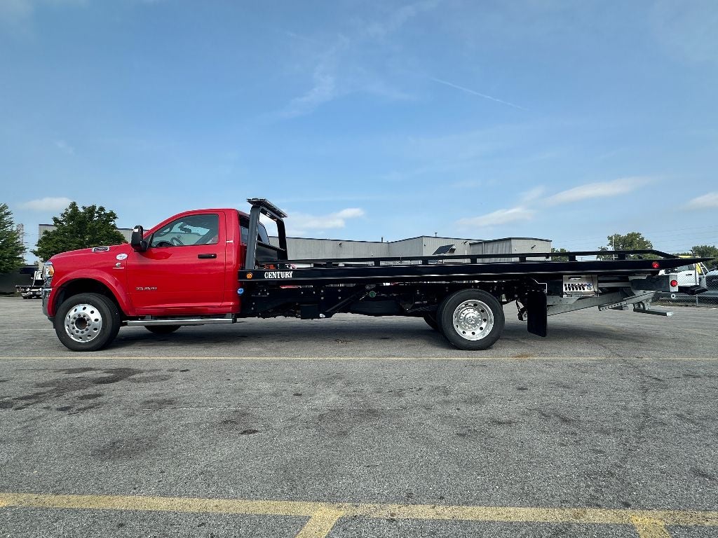 2024 RAM 5500 Chassis WITH A CENTURY 19.5' STEEL CARRIER